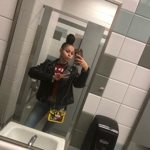 Meet your Posher, Daniele